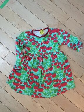 Tomato Print Green & Red Long-Sleeve Kids Dress by DUNS - 4 Years -  Damaged Arm